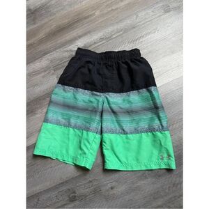 Under Armour Swim Trunks Boys Medium Black Green Summer Vacation